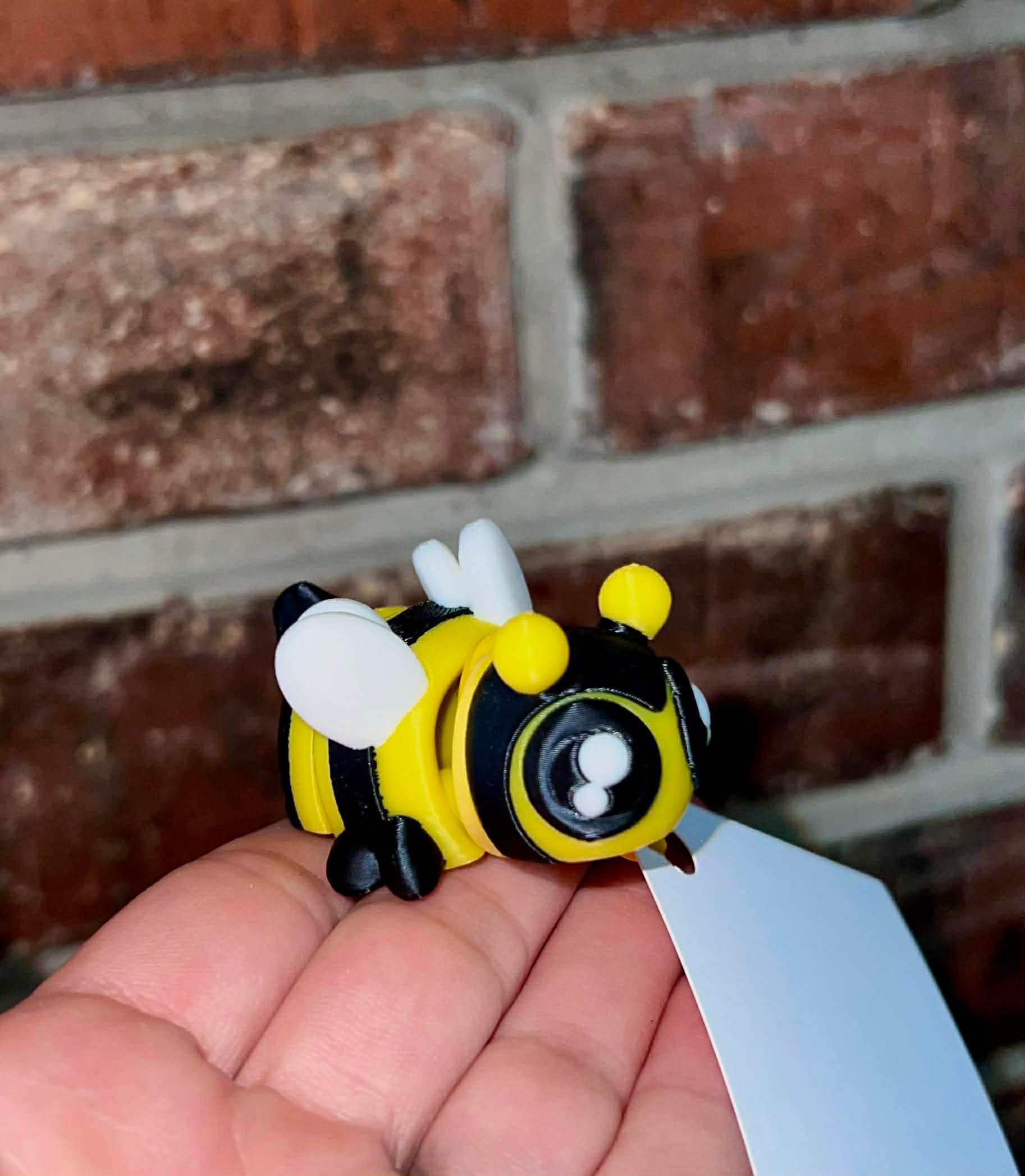 Flexi-Bumble Bee